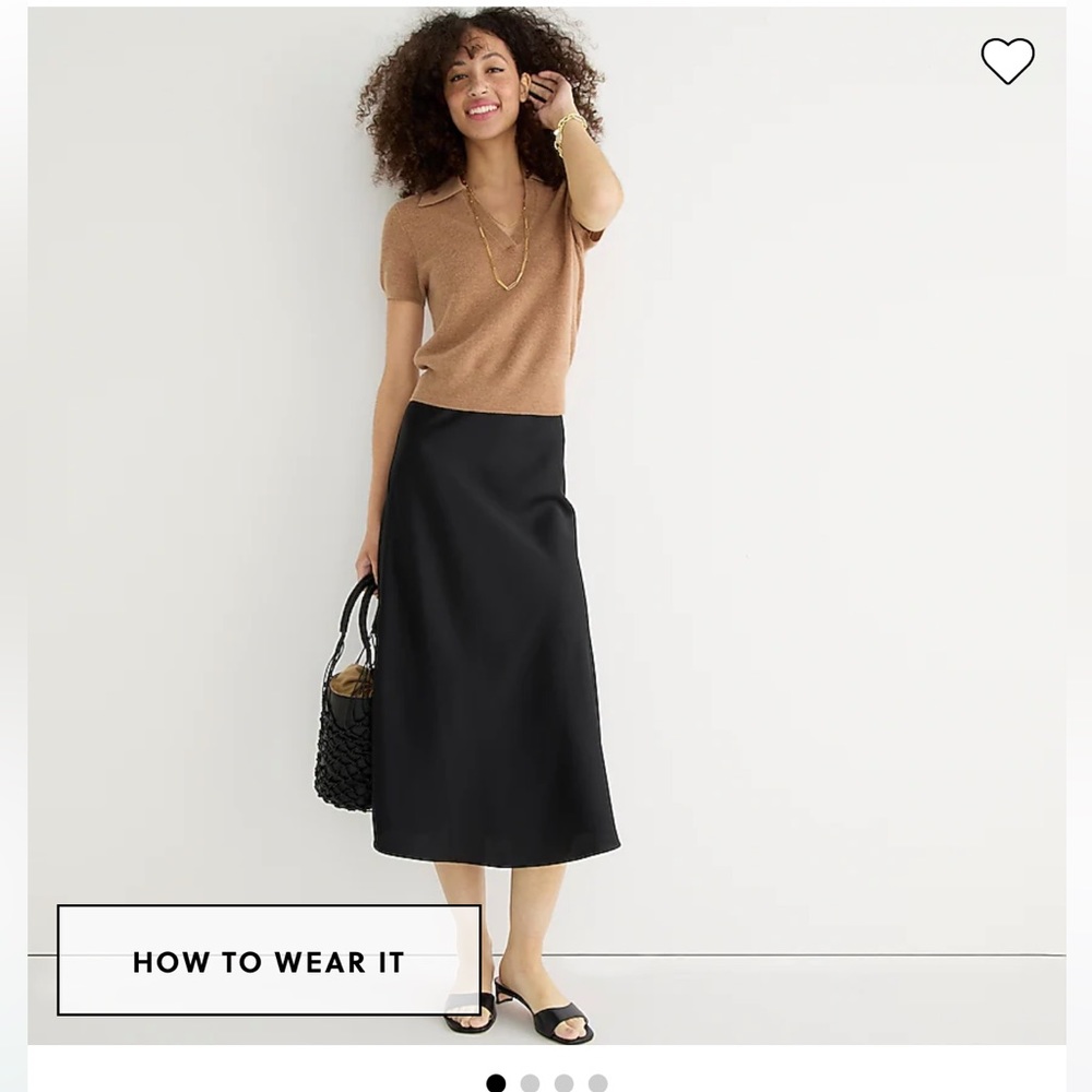 Jcrew Gweneth skip skirt size 2 black. NWT